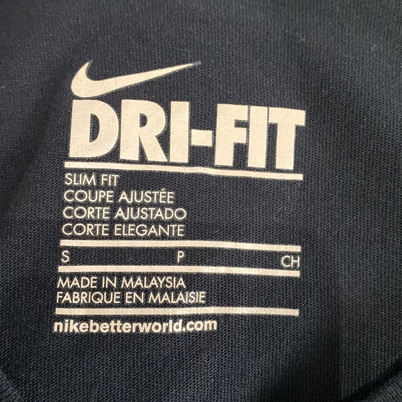Nike dry fit tee - Picture 3 of 3